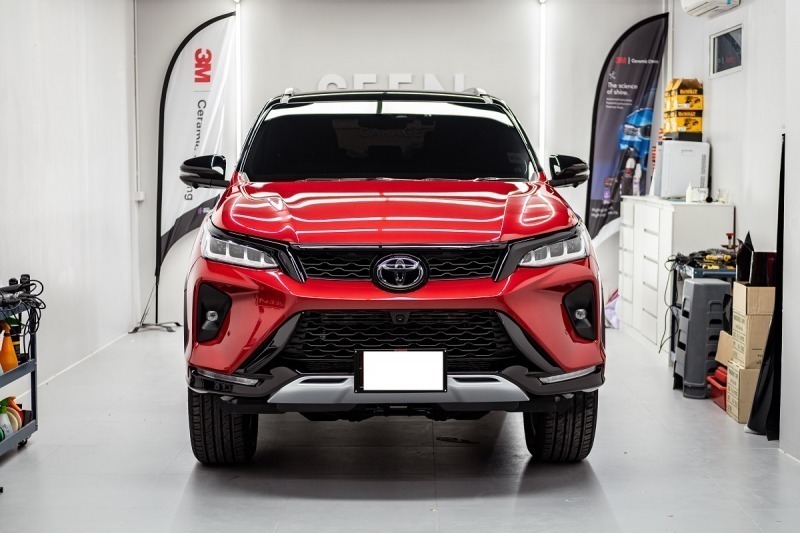 ศูนย์รับพ่นสีลอกได้ Plasti Dip